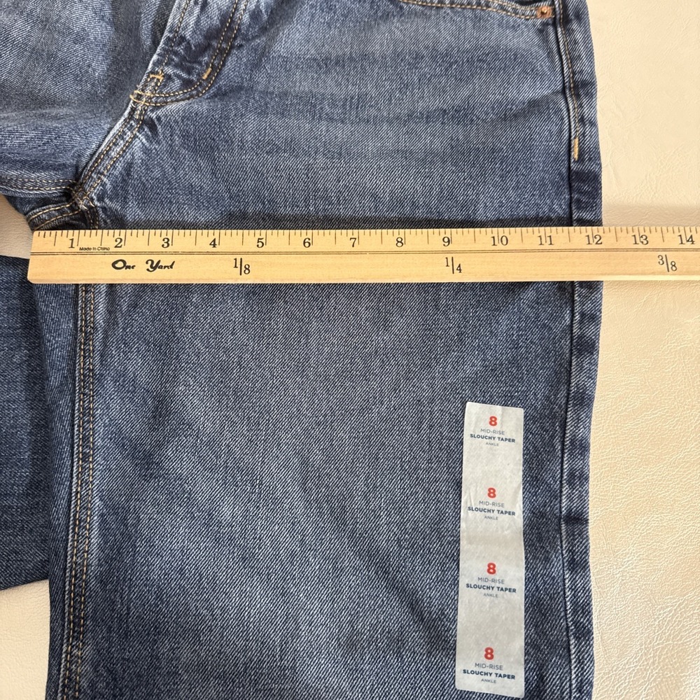 NWT Old Navy Mid-Rise Slouchy Taper Ankle Jeans Size 8 New with Tags - Picture 6 of 10